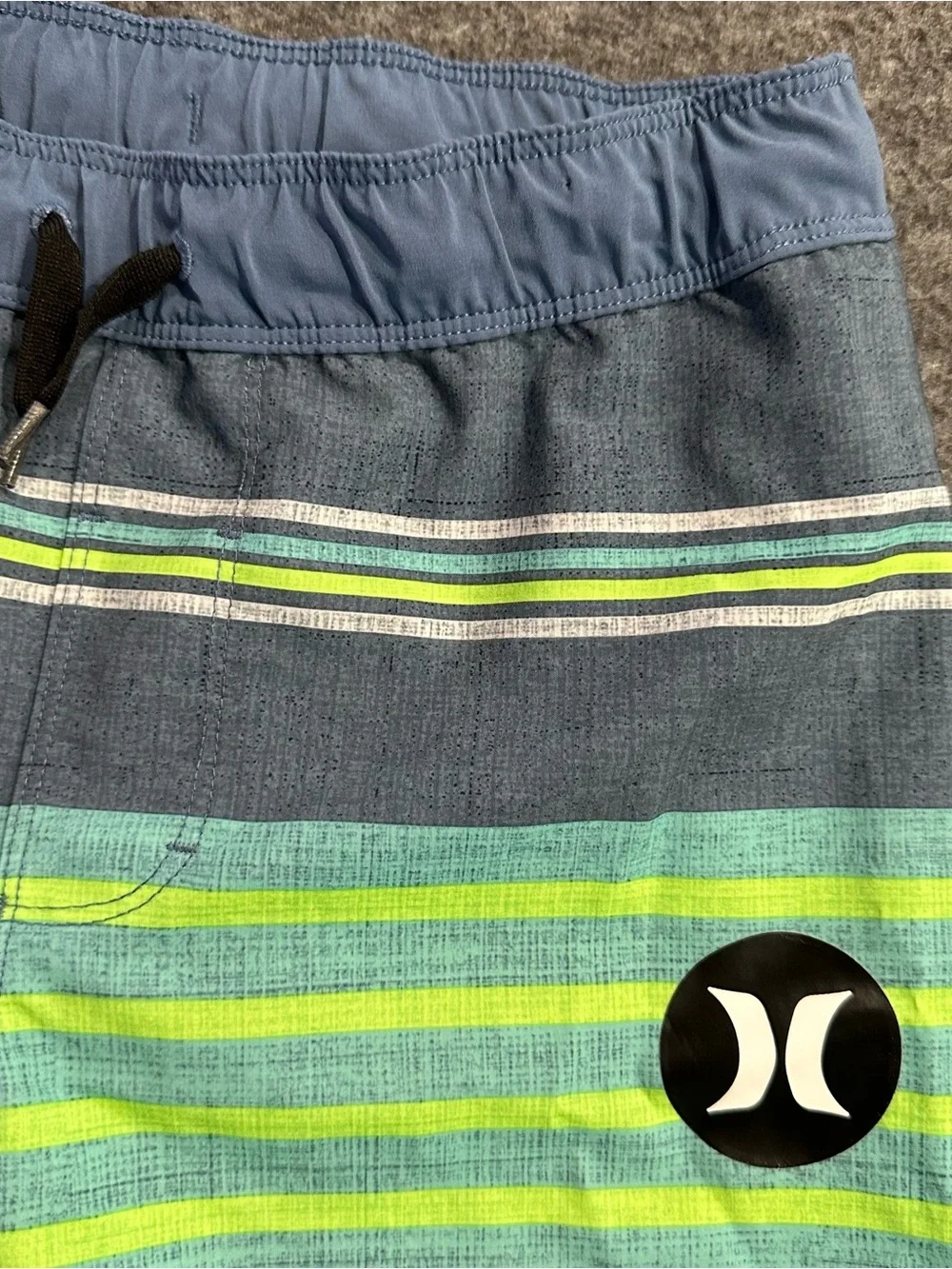 Hurley Boys 7/8 Board Shorts Swim Trunks Blue Green Striped Brief Liner